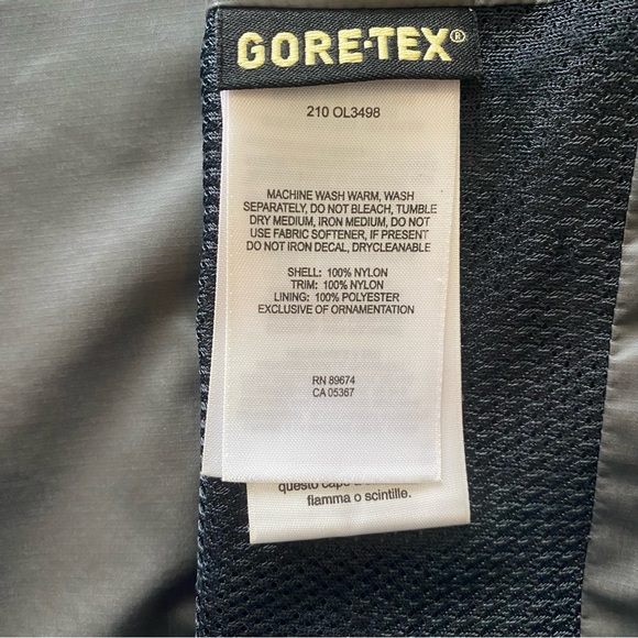 Mountain Hardwear Women's Paclite Goretex Rain Shell Jacket Sz M NWOT Hood - Picture 5 of 13